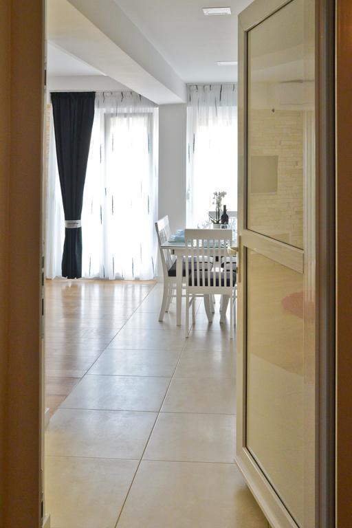 Apartment Domalu Old Town Задар Екстериор снимка